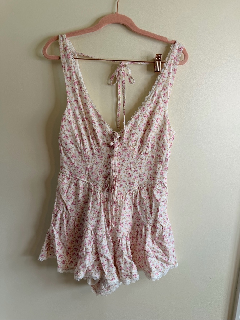 Women's Floral Lace-Trim Romper - Pink Floral